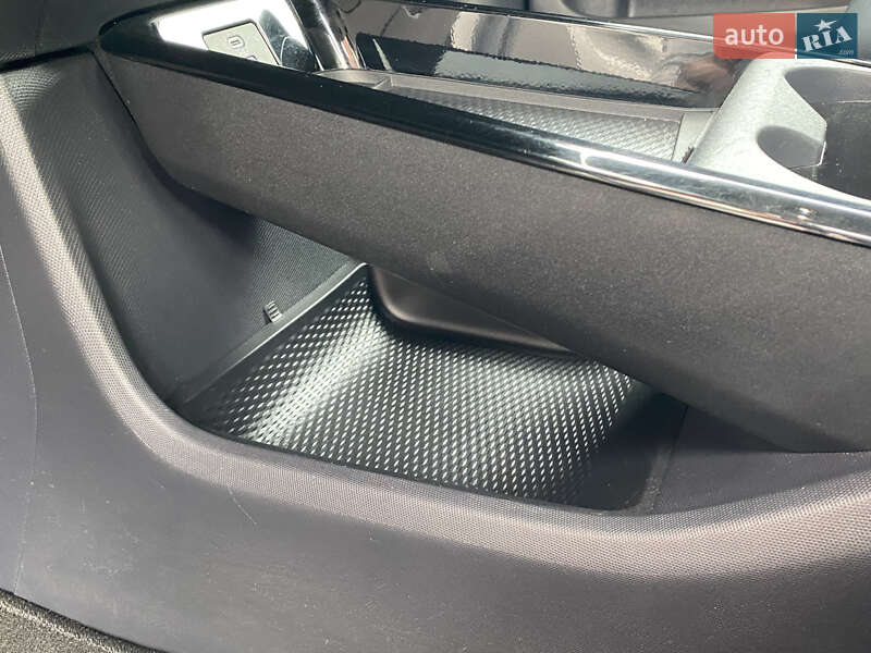 Позашляховик / Кросовер Ford Mustang Mach-E 2022 в Дрогобичі