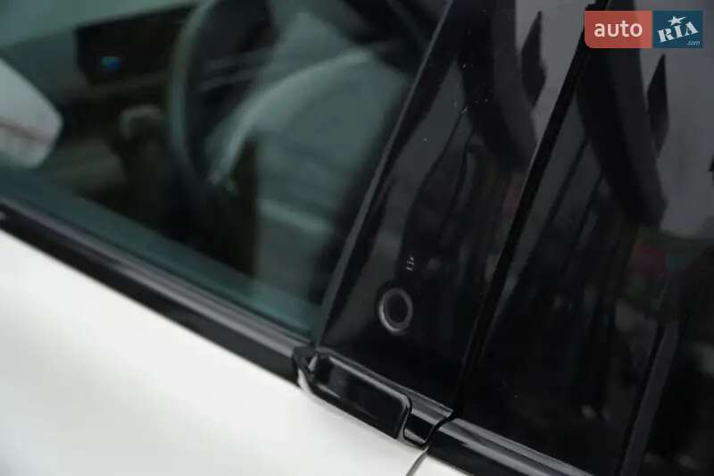 Внедорожник / Кроссовер Ford Mustang Mach-E 2022 в Киеве фото 4 Внедорожник / Кроссовер Ford Mustang Mach-E 2022 в Киеве