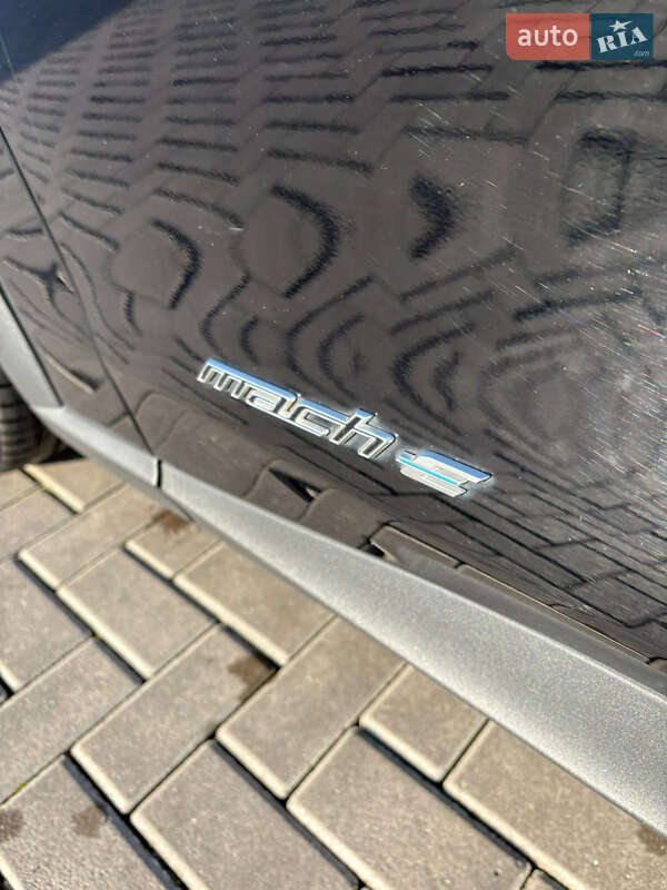 Внедорожник / Кроссовер Ford Mustang Mach-E 2021 в Ровно