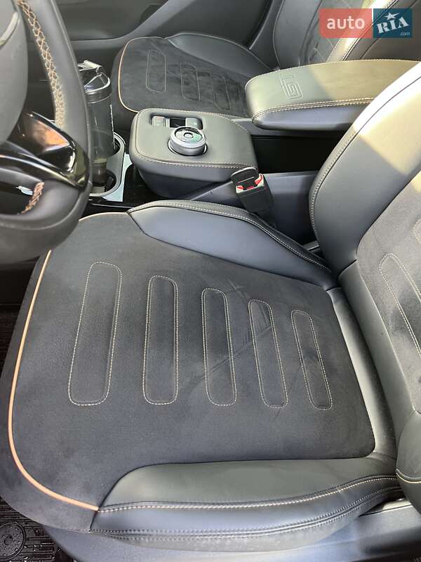 Внедорожник / Кроссовер Ford Mustang Mach-E 2023 в Ровно фото 8 Внедорожник / Кроссовер Ford Mustang Mach-E 2023 в Ровно