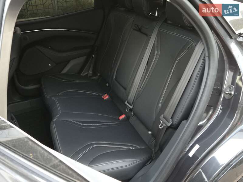 Позашляховик / Кросовер Ford Mustang Mach-E 2021 в Києві фото 13 Позашляховик / Кросовер Ford Mustang Mach-E 2021 в Києві
