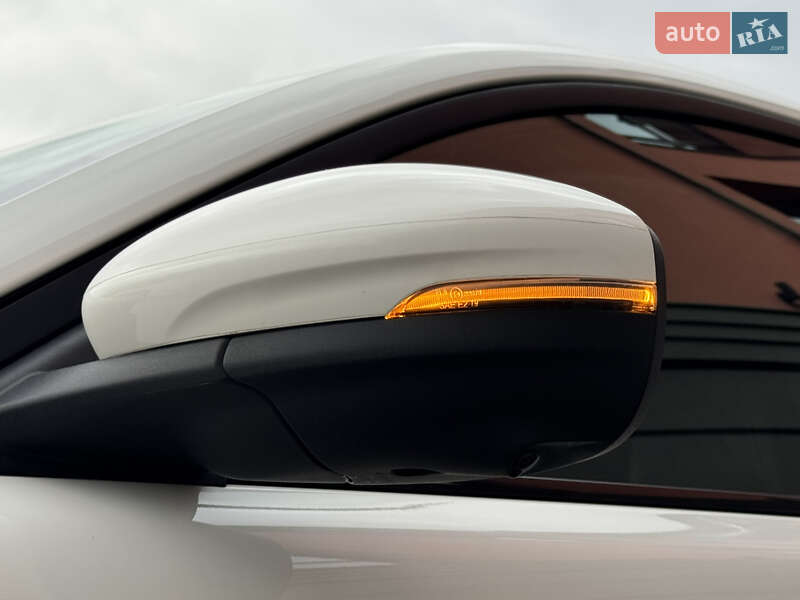 Внедорожник / Кроссовер Ford Mustang Mach-E 2022 в Дрогобыче