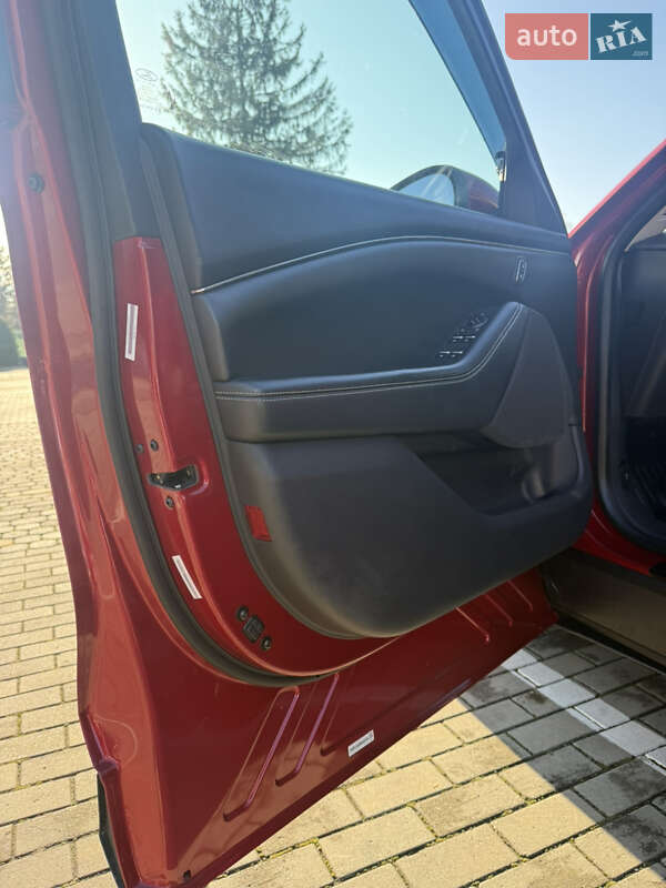Позашляховик / Кросовер Ford Mustang Mach-E 2021 в Луцьку