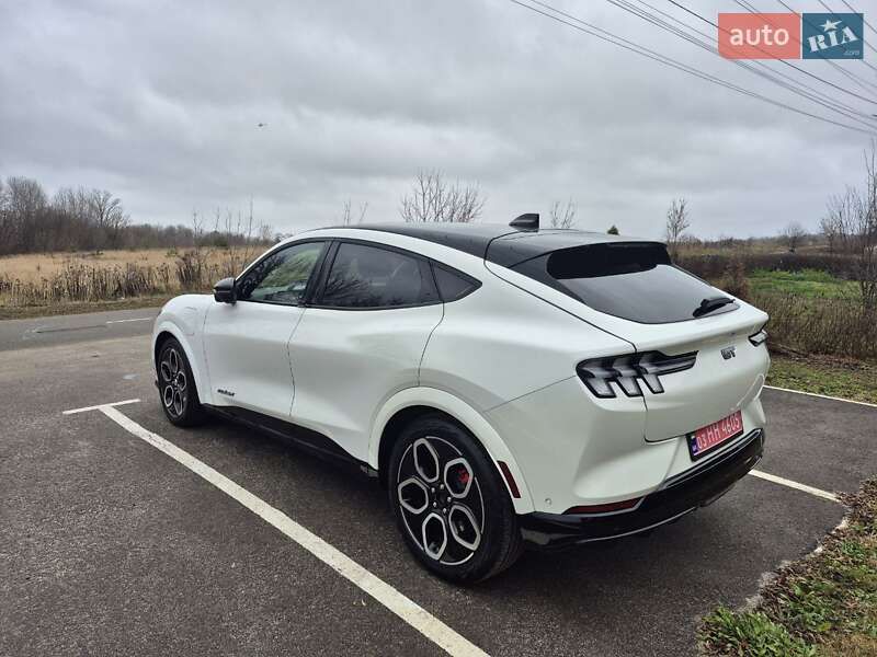 Позашляховик / Кросовер Ford Mustang Mach-E 2023 в Києві фото 15 Позашляховик / Кросовер Ford Mustang Mach-E 2023 в Києві