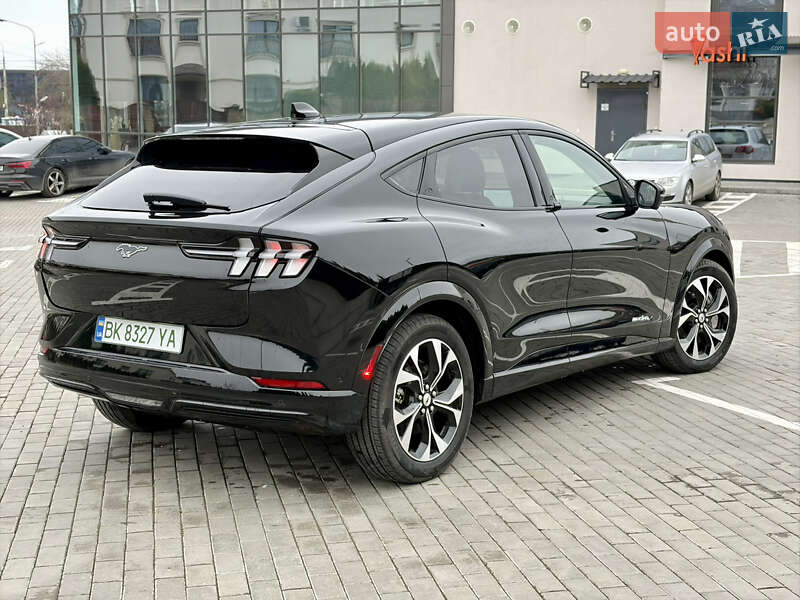Позашляховик / Кросовер Ford Mustang Mach-E 2023 в Рівному