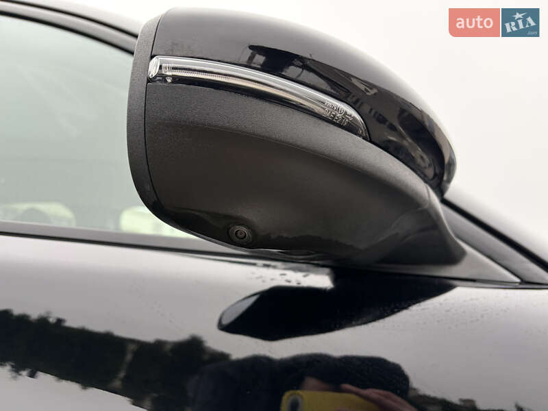 Позашляховик / Кросовер Ford Mustang Mach-E 2023 в Рівному