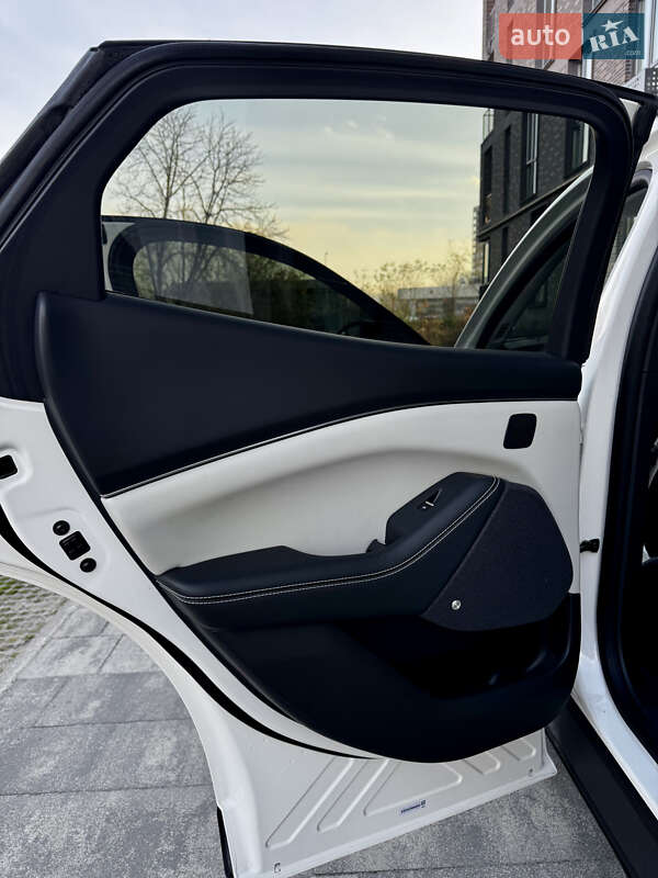 Внедорожник / Кроссовер Ford Mustang Mach-E 2022 в Львове фото 28 Внедорожник / Кроссовер Ford Mustang Mach-E 2022 в Львове