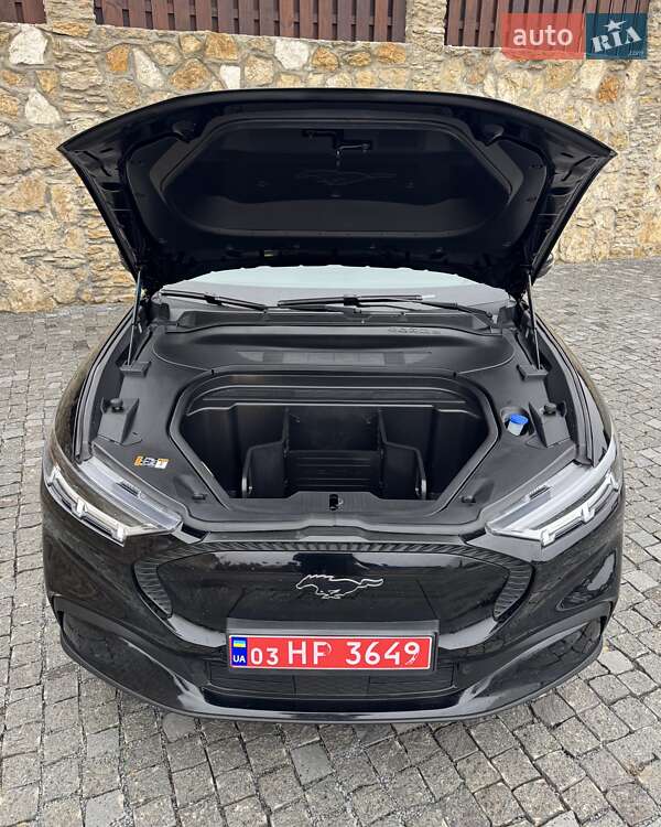 Позашляховик / Кросовер Ford Mustang Mach-E 2021 в Рівному