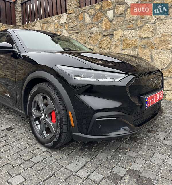 Позашляховик / Кросовер Ford Mustang Mach-E 2021 в Рівному