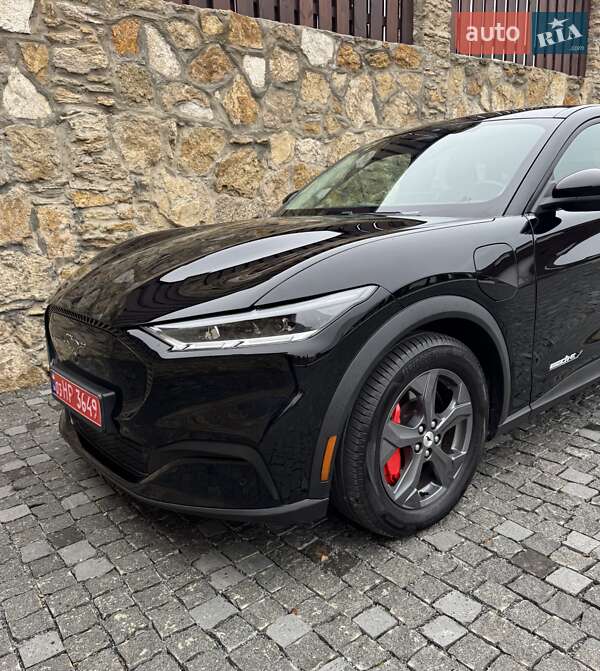 Позашляховик / Кросовер Ford Mustang Mach-E 2021 в Рівному