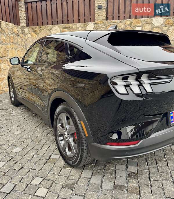 Позашляховик / Кросовер Ford Mustang Mach-E 2021 в Рівному