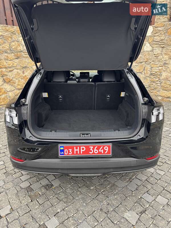 Позашляховик / Кросовер Ford Mustang Mach-E 2021 в Рівному