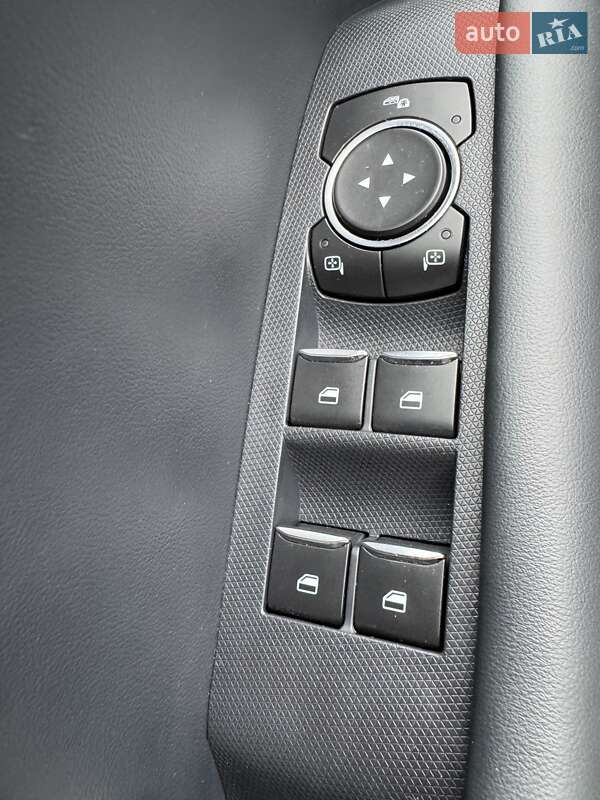 Позашляховик / Кросовер Ford Mustang Mach-E 2021 в Рівному