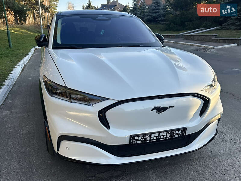 Позашляховик / Кросовер Ford Mustang Mach-E 2022 в Києві