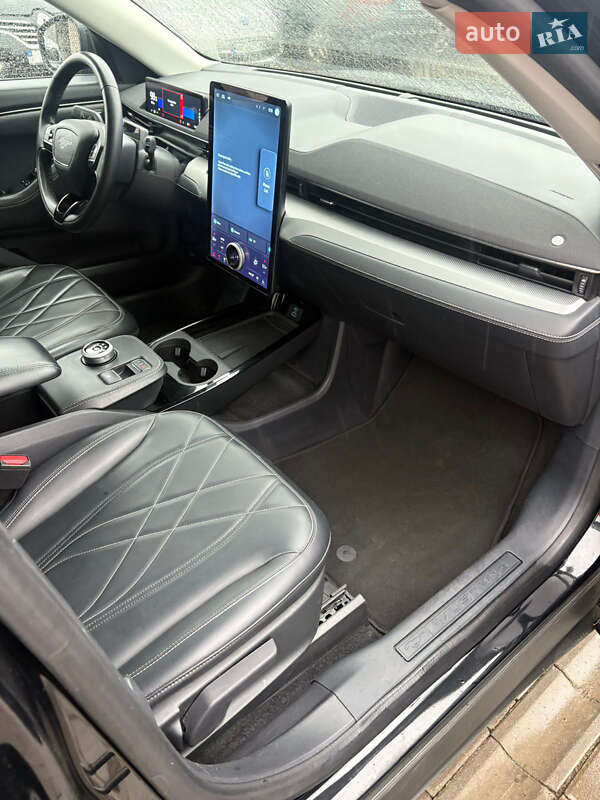 Внедорожник / Кроссовер Ford Mustang Mach-E 2022 в Ровно