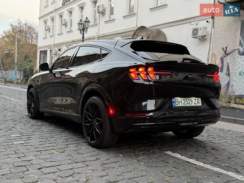 Внедорожник / Кроссовер Ford Mustang Mach-E 2023 в Одессе