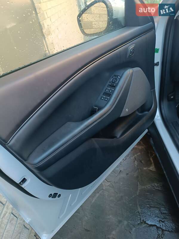 Внедорожник / Кроссовер Ford Mustang Mach-E 2022 в Золотоноше фото 9 Внедорожник / Кроссовер Ford Mustang Mach-E 2022 в Золотоноше