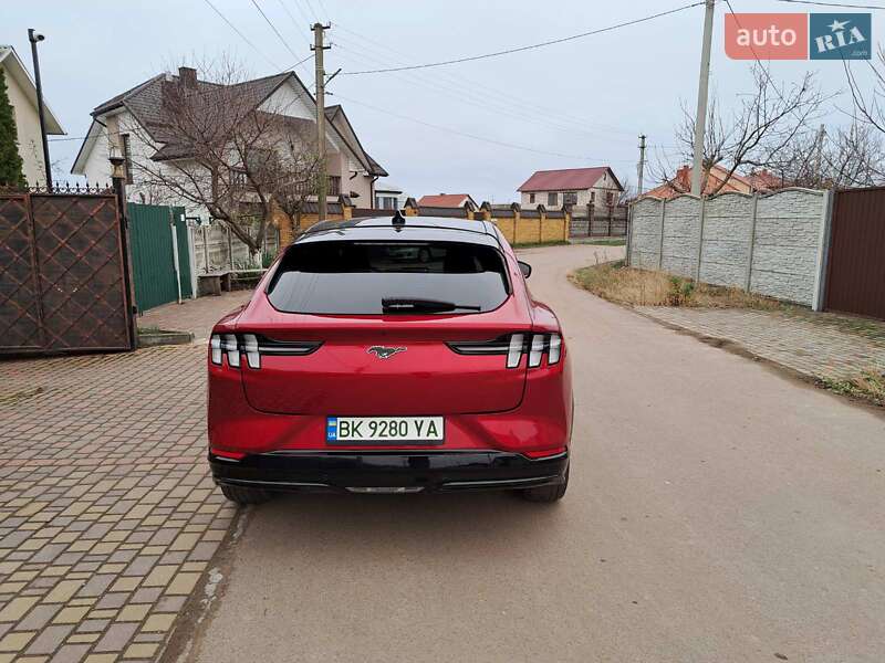 Внедорожник / Кроссовер Ford Mustang Mach-E 2020 в Ровно
