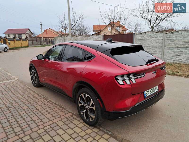 Внедорожник / Кроссовер Ford Mustang Mach-E 2020 в Ровно