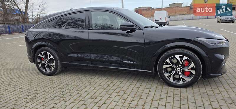 Позашляховик / Кросовер Ford Mustang Mach-E 2022 в Тернополі