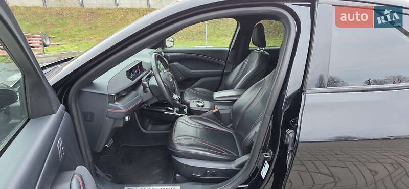 Позашляховик / Кросовер Ford Mustang Mach-E 2022 в Тернополі