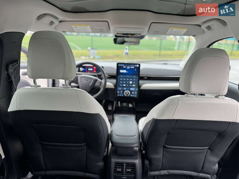 Позашляховик / Кросовер Ford Mustang Mach-E 2021 в Івано-Франківську