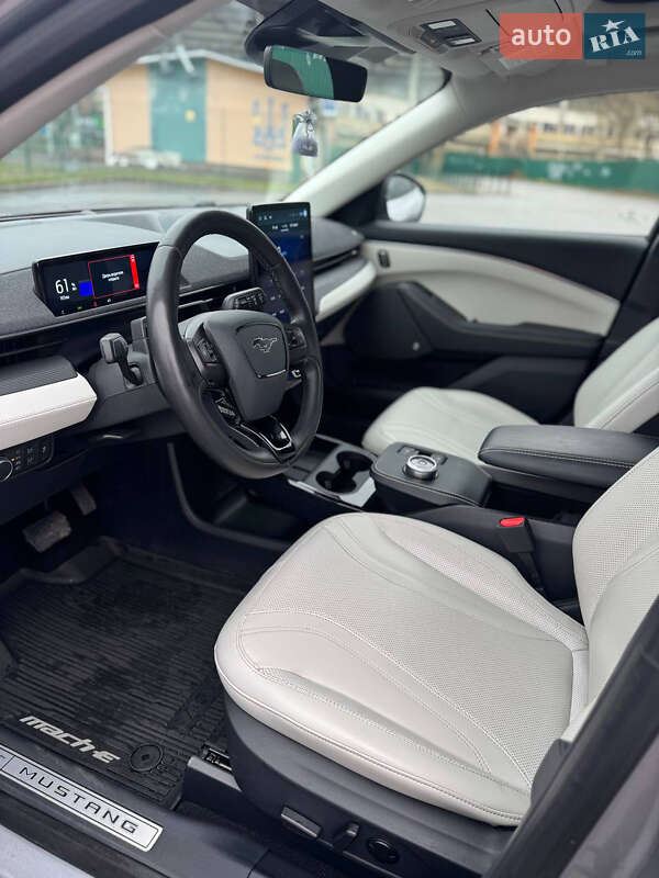 Позашляховик / Кросовер Ford Mustang Mach-E 2021 в Івано-Франківську