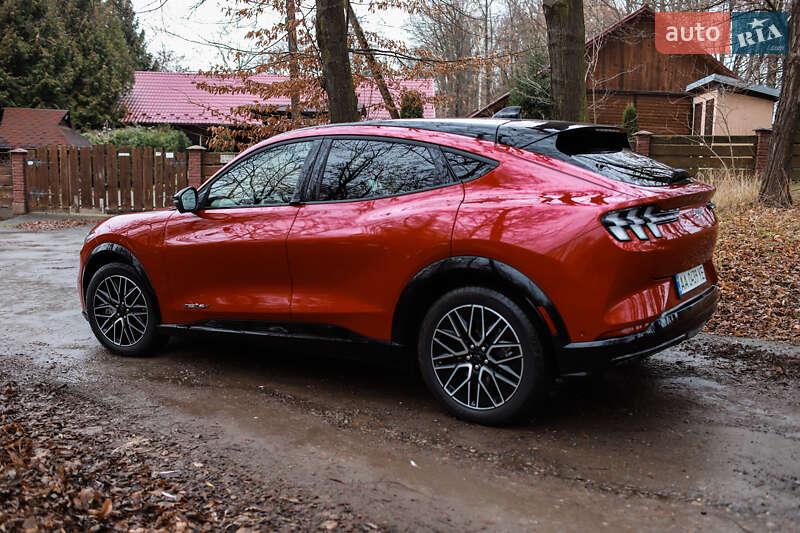 Внедорожник / Кроссовер Ford Mustang Mach-E 2024 в Ивано-Франковске