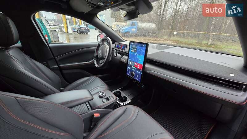 Внедорожник / Кроссовер Ford Mustang Mach-E 2022 в Тернополе