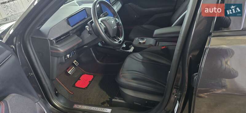 Внедорожник / Кроссовер Ford Mustang Mach-E 2022 в Тернополе