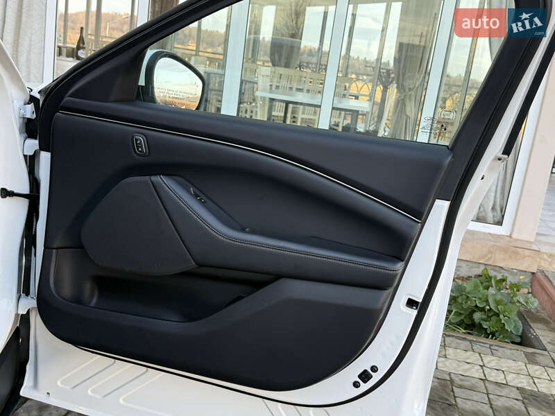 Внедорожник / Кроссовер Ford Mustang Mach-E 2022 в Дрогобыче фото 64 Внедорожник / Кроссовер Ford Mustang Mach-E 2022 в Дрогобыче