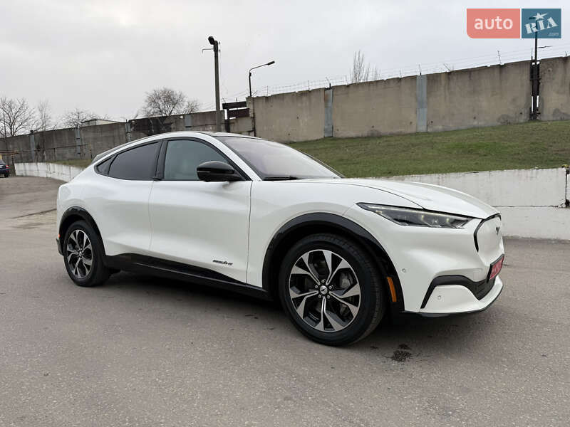 Внедорожник / Кроссовер Ford Mustang Mach-E 2022 в Запорожье