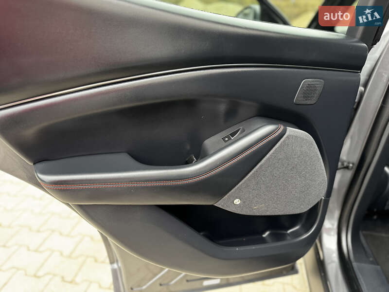 Внедорожник / Кроссовер Ford Mustang Mach-E 2021 в Тернополе фото 59 Внедорожник / Кроссовер Ford Mustang Mach-E 2021 в Тернополе