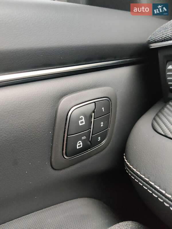 Позашляховик / Кросовер Ford Mustang Mach-E 2023 в Харкові