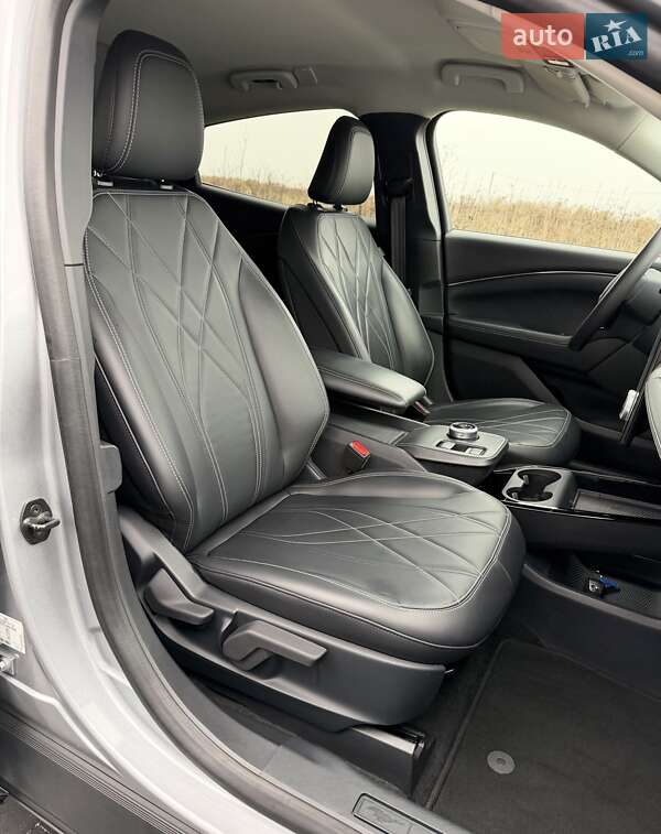 Внедорожник / Кроссовер Ford Mustang Mach-E 2021 в Ровно