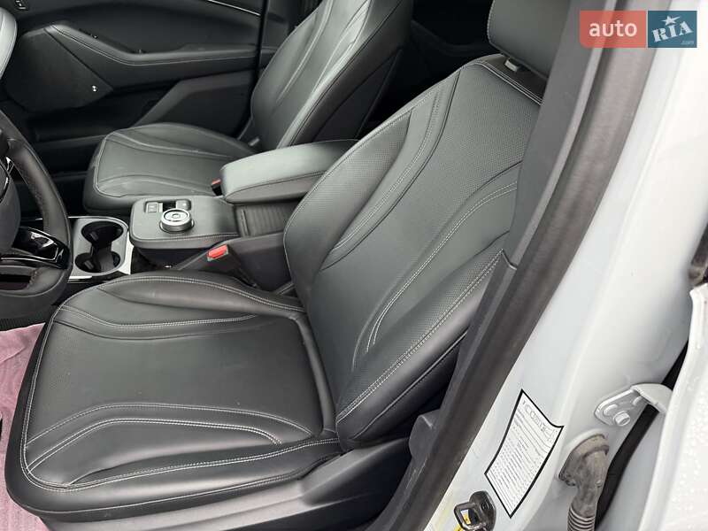 Внедорожник / Кроссовер Ford Mustang Mach-E 2023 в Львове фото 13 Внедорожник / Кроссовер Ford Mustang Mach-E 2023 в Львове