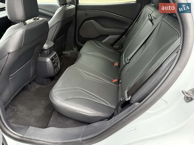 Внедорожник / Кроссовер Ford Mustang Mach-E 2023 в Львове фото 14 Внедорожник / Кроссовер Ford Mustang Mach-E 2023 в Львове