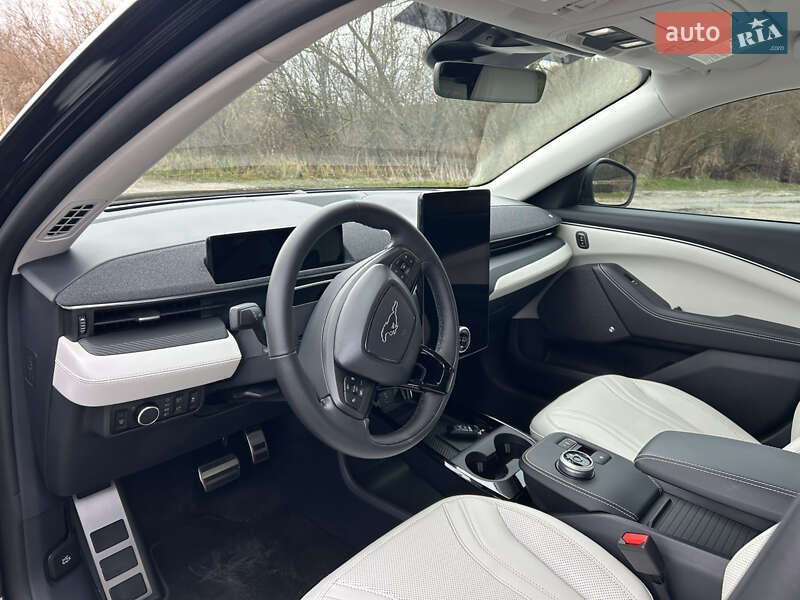 Внедорожник / Кроссовер Ford Mustang Mach-E 2024 в Тернополе фото 11 Внедорожник / Кроссовер Ford Mustang Mach-E 2024 в Тернополе