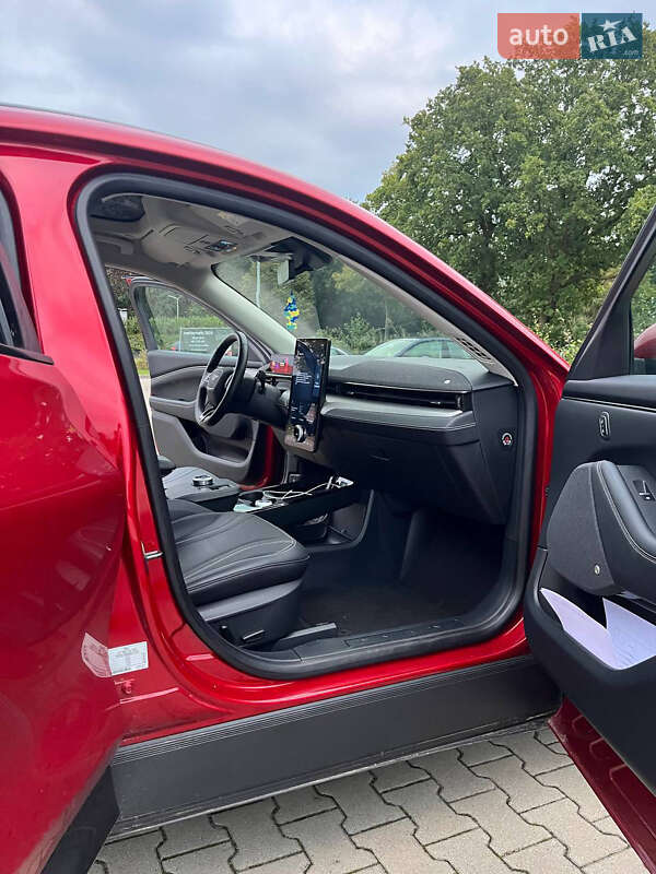 Внедорожник / Кроссовер Ford Mustang Mach-E 2021 в Луцке фото 8 Внедорожник / Кроссовер Ford Mustang Mach-E 2021 в Луцке