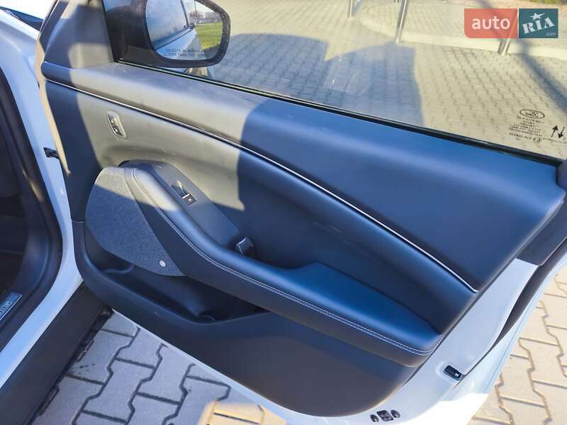 Внедорожник / Кроссовер Ford Mustang Mach-E 2023 в Житомире