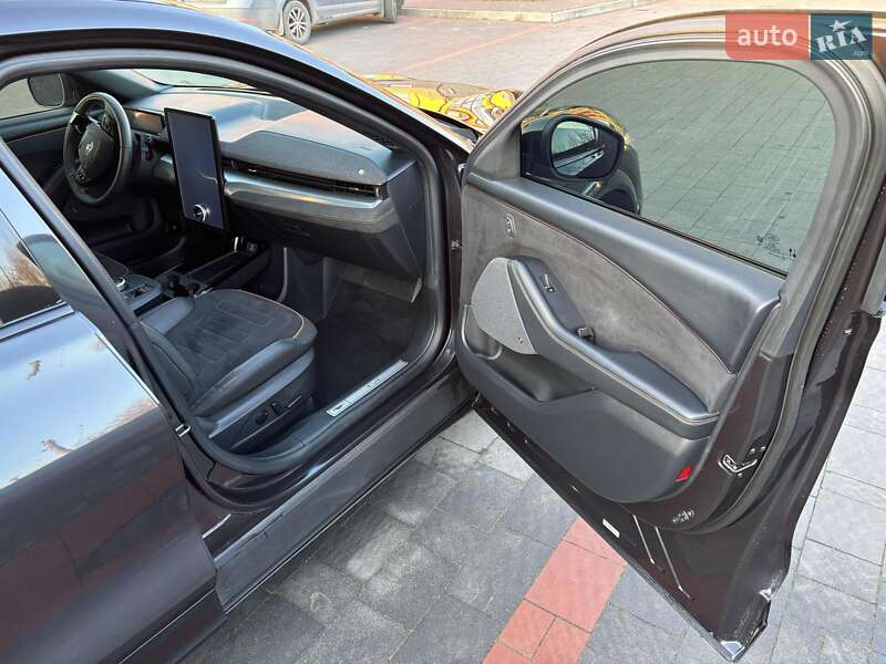 Внедорожник / Кроссовер Ford Mustang Mach-E 2021 в Трускавце фото 18 Внедорожник / Кроссовер Ford Mustang Mach-E 2021 в Трускавце