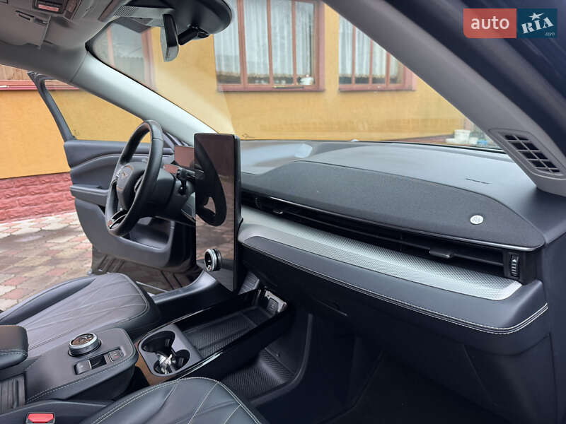 Внедорожник / Кроссовер Ford Mustang Mach-E 2021 в Ровно фото 27 Внедорожник / Кроссовер Ford Mustang Mach-E 2021 в Ровно