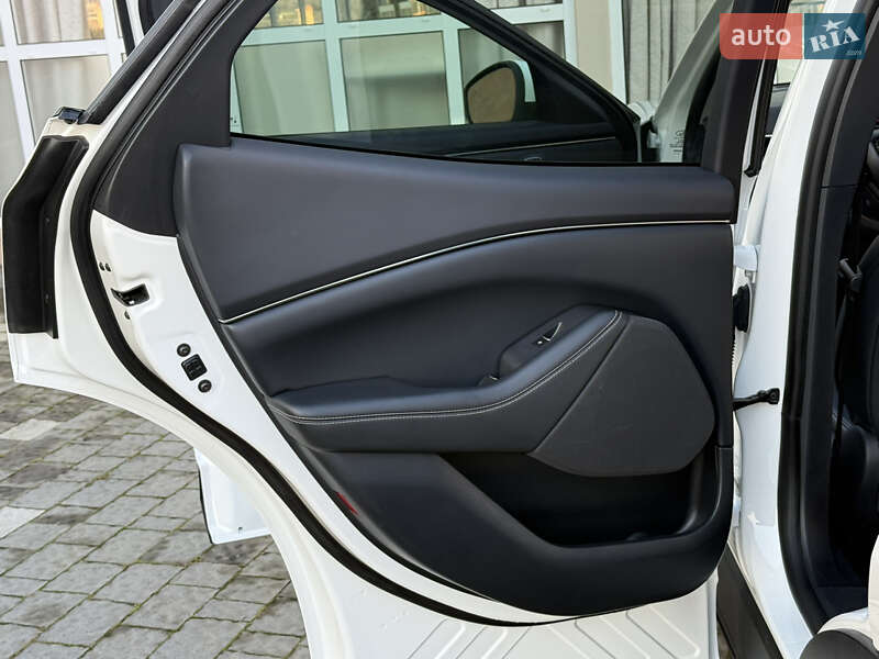 Внедорожник / Кроссовер Ford Mustang Mach-E 2022 в Дрогобыче фото 55 Внедорожник / Кроссовер Ford Mustang Mach-E 2022 в Дрогобыче