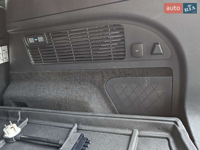 Внедорожник / Кроссовер Ford Mustang Mach-E 2021 в Новомосковске фото 22 Внедорожник / Кроссовер Ford Mustang Mach-E 2021 в Новомосковске