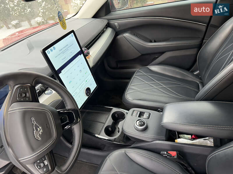 Позашляховик / Кросовер Ford Mustang Mach-E 2021 в Рівному