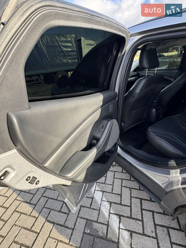 Позашляховик / Кросовер Ford Mustang Mach-E 2021 в Мукачевому