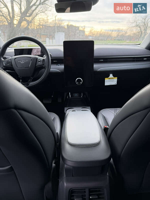 Внедорожник / Кроссовер Ford Mustang Mach-E 2024 в Одессе