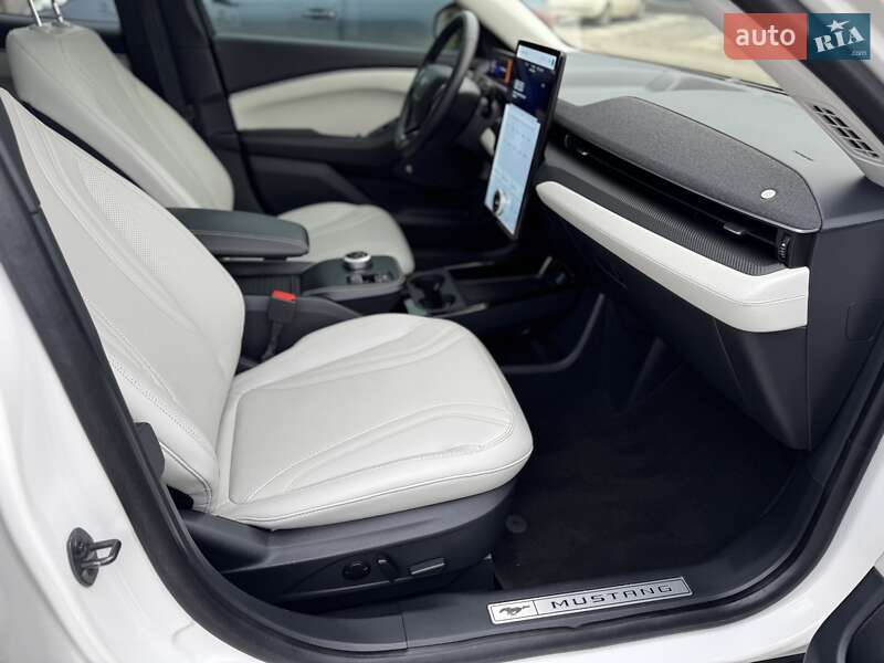 Внедорожник / Кроссовер Ford Mustang Mach-E 2023 в Ровно