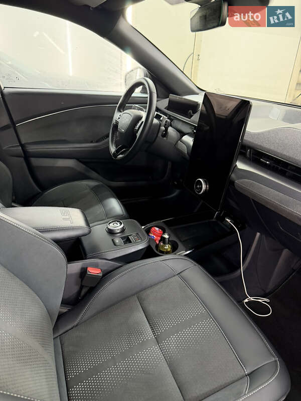 Внедорожник / Кроссовер Ford Mustang Mach-E 2023 в Киеве