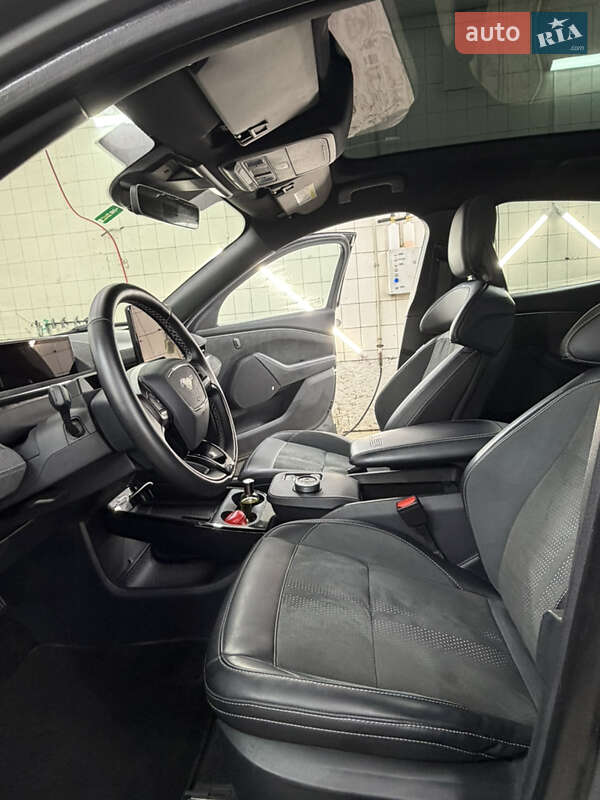 Внедорожник / Кроссовер Ford Mustang Mach-E 2023 в Киеве